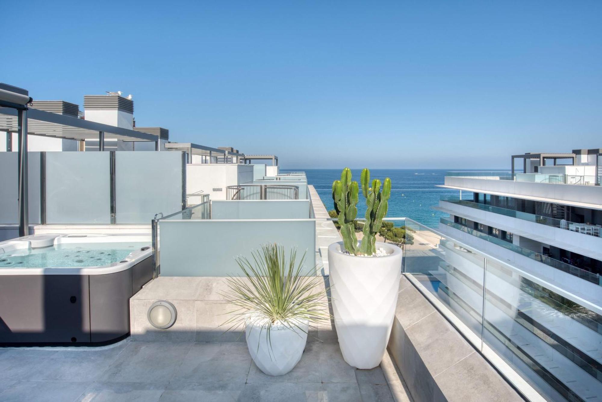 شقة Penthouse On The First Line بلاتجا ذارو المظهر الخارجي الصورة